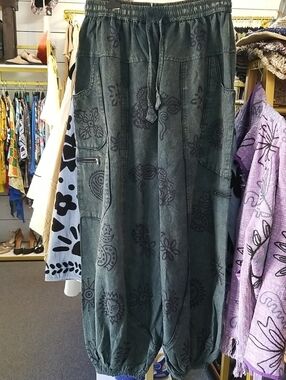 Women's Green Harem Pants with Drawstring